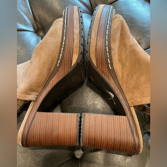 Pierre Dumas Open Toed Tan/Brown Chunky Heels Size 7 - Picture 9 of 10